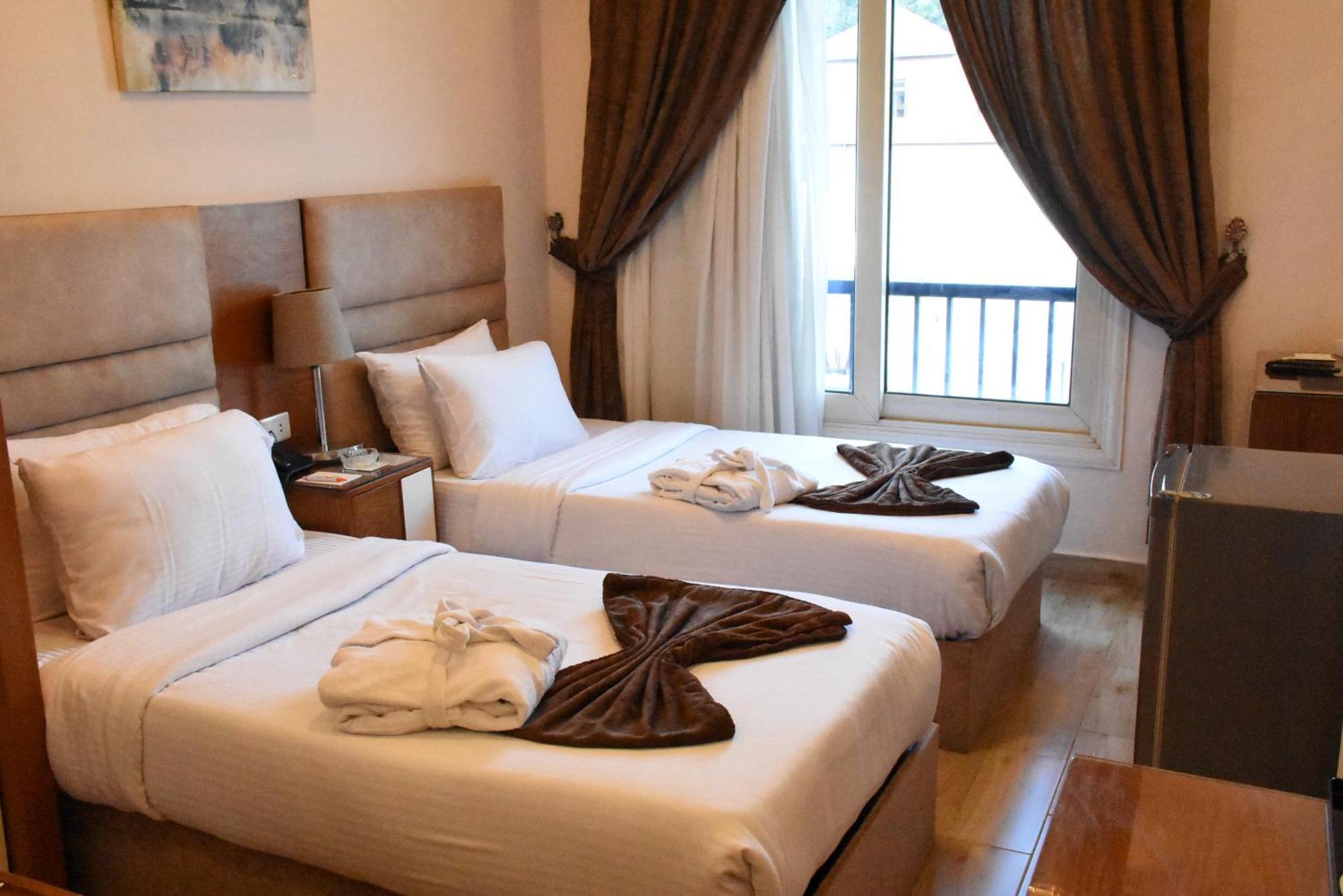 Jewel Zamalek Hotel Le Caire Extérieur photo